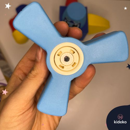 Magnetická stavebnica Blockaroo lietadlo detail na magnet